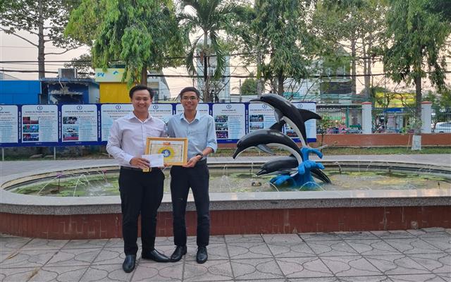 Tuyên dương gương sinh viên tiêu biểu trong cuộc vận “Sinh viên Việt Nam - Những câu chuyện đẹp”